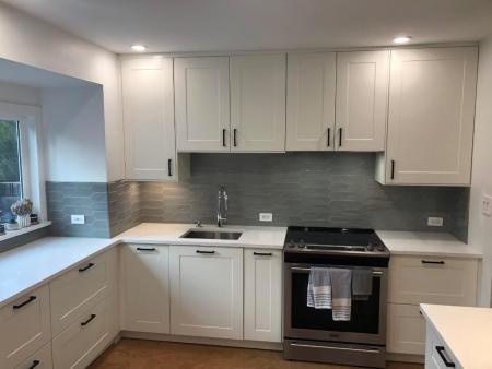 Grey Picket Tile Backsplash - Victoria