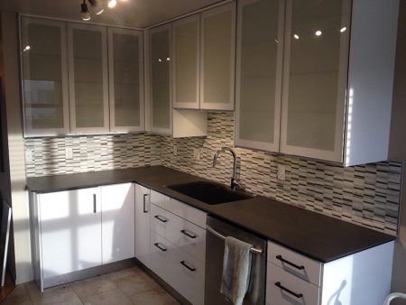 "Barcode" Stone Mosaic Tile Backsplash