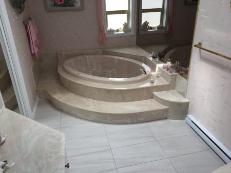 Porcelain Tile Bathroom Floor - Cut Curve Profile