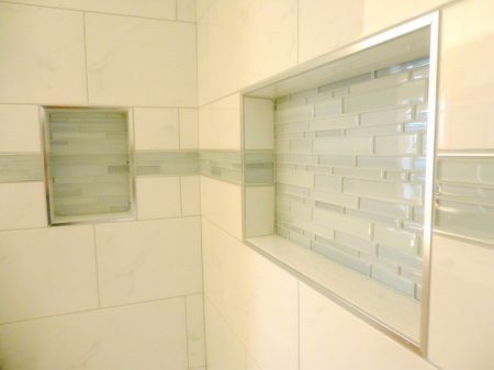 Tub Surround Shower with 2 Niche Boxes, Glass Tile Accent Band Detail 1 - Swan Lake