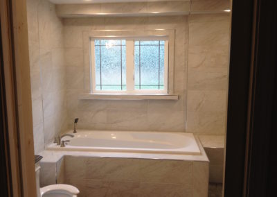 Tile Bathroom Tub and Windowsill with Schluter Quadec - Gordon Head