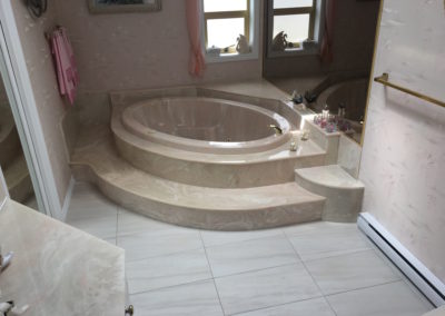 Porcelain Tile Bathroom Floor - Cut Curve Profile