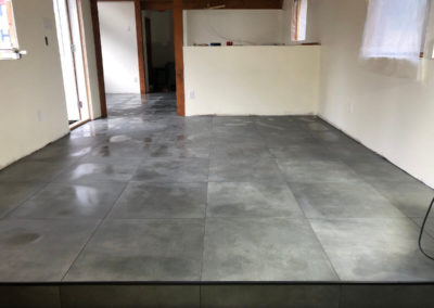 24x24" Tile Floor - Metchosin
